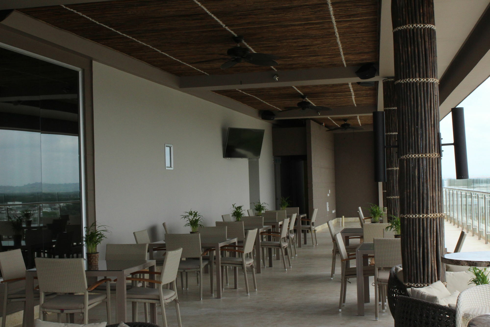Ghl Hotel Monteria Montería Exterior foto The Sky Bar